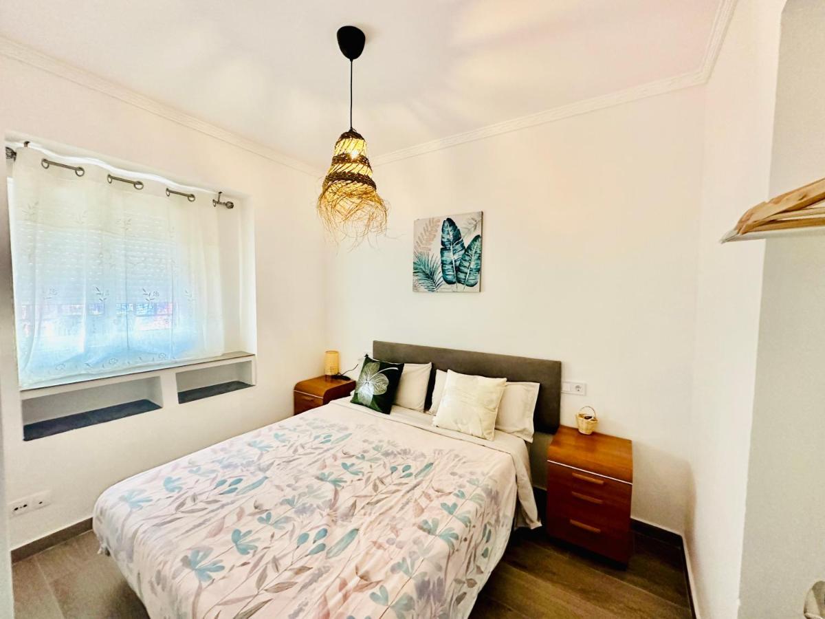 Sol Apartamentos Malaga Centro ภายนอก รูปภาพ